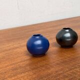 Small minimalist round vases from a mid-century pottery studio by Hildegard and Peter Delius for Hamelner Töpferei, 1960s, set of 2.