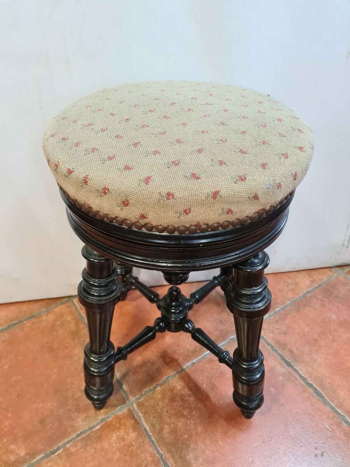 piano stool style NAPOLEON III