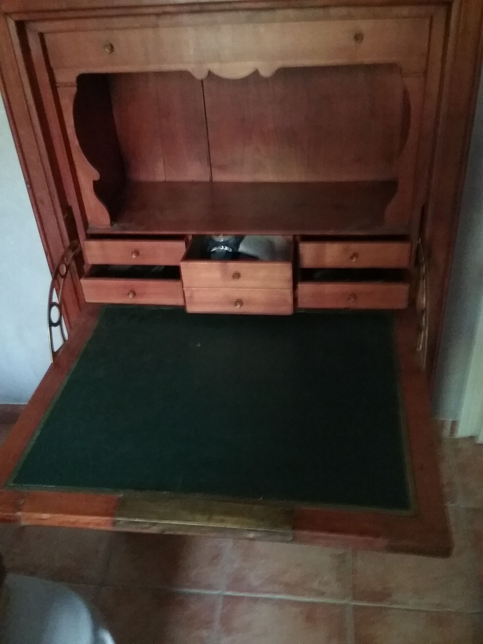 Secretary in cherry