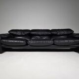 3-seater leather sofa by Vico Magistretti for Cassina, 1970.
