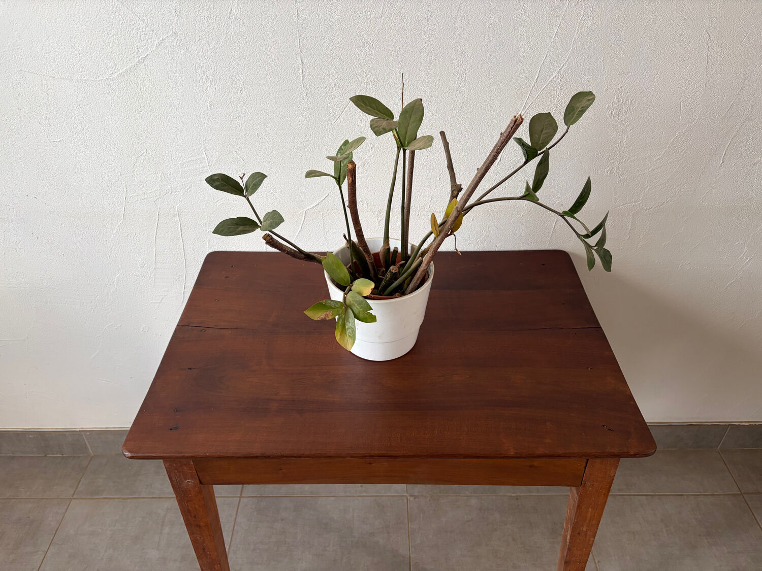 Charming vintage table/desk