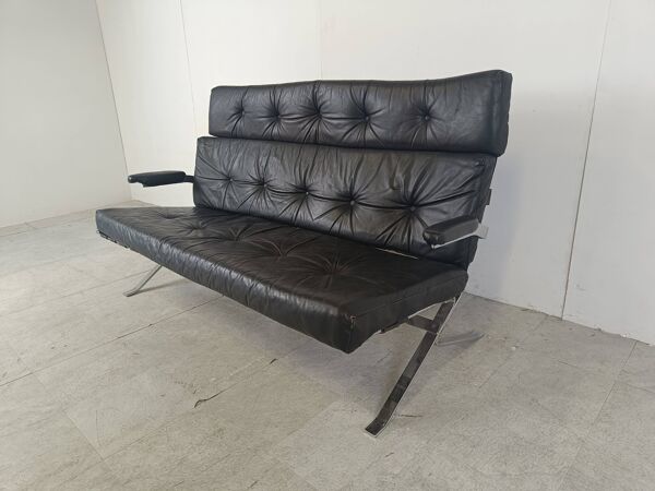 Canapé vintage en cuir noir et chrome, années 1970