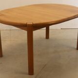 Niels Bach oval dining table 'Korshavn' - japandi / vintage / Danish design