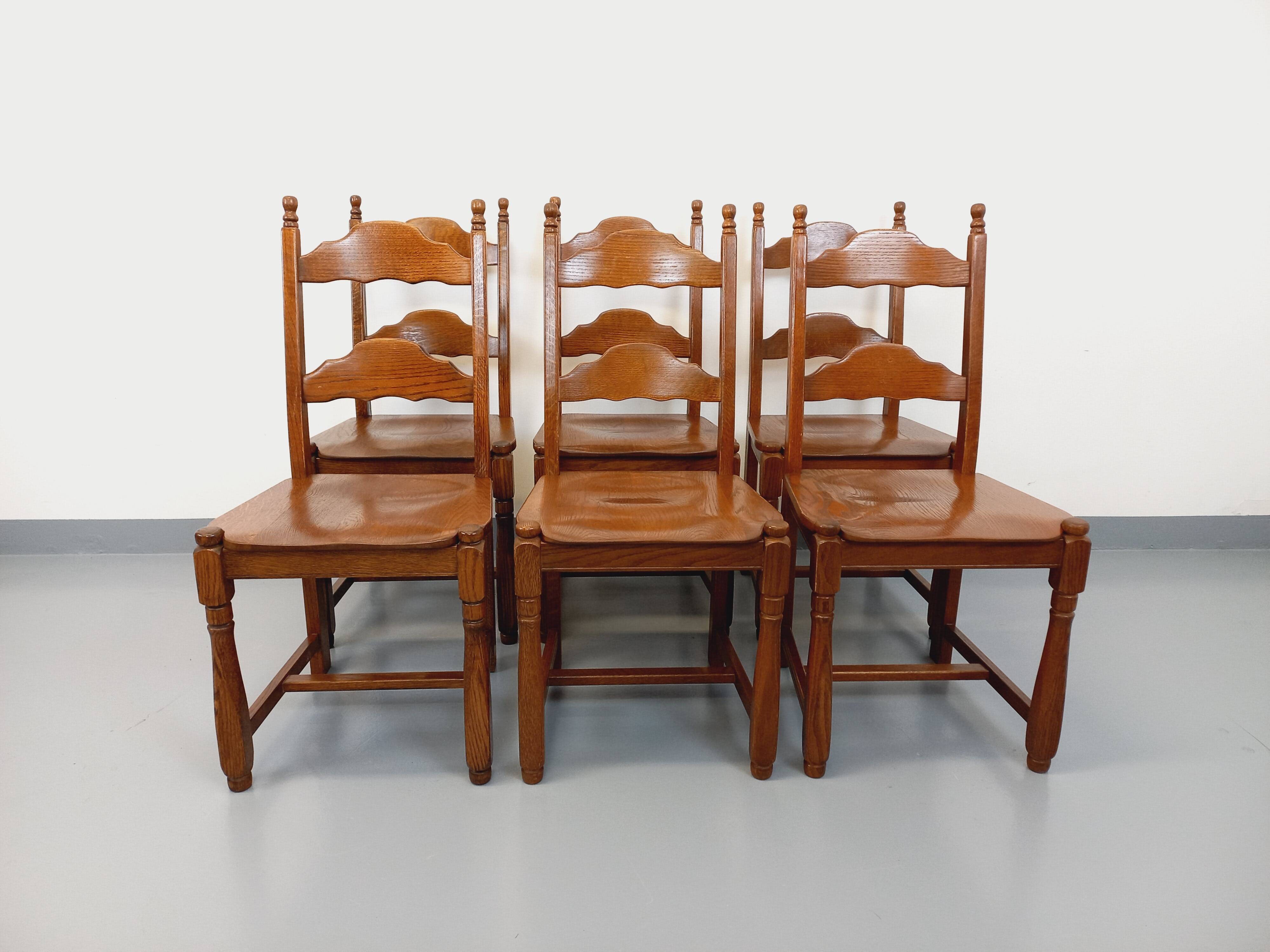 Set of 6 vintage brutalist chairs in oak wood from the 60s