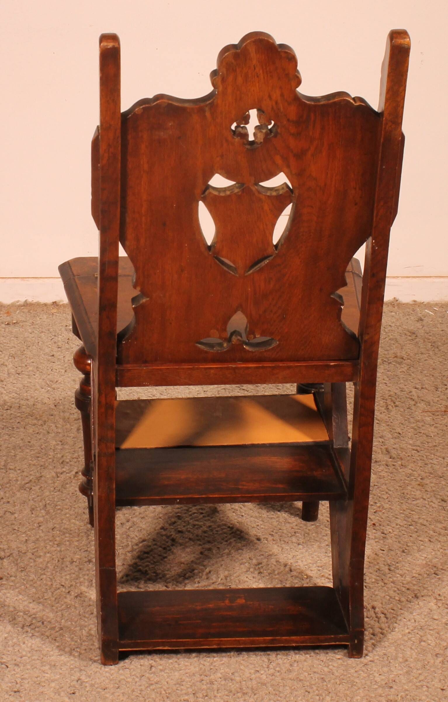 neogothic step stool - 19th century in oak