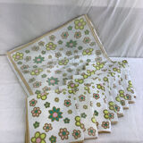 Vintage rectangular tablecloth & 8 towels