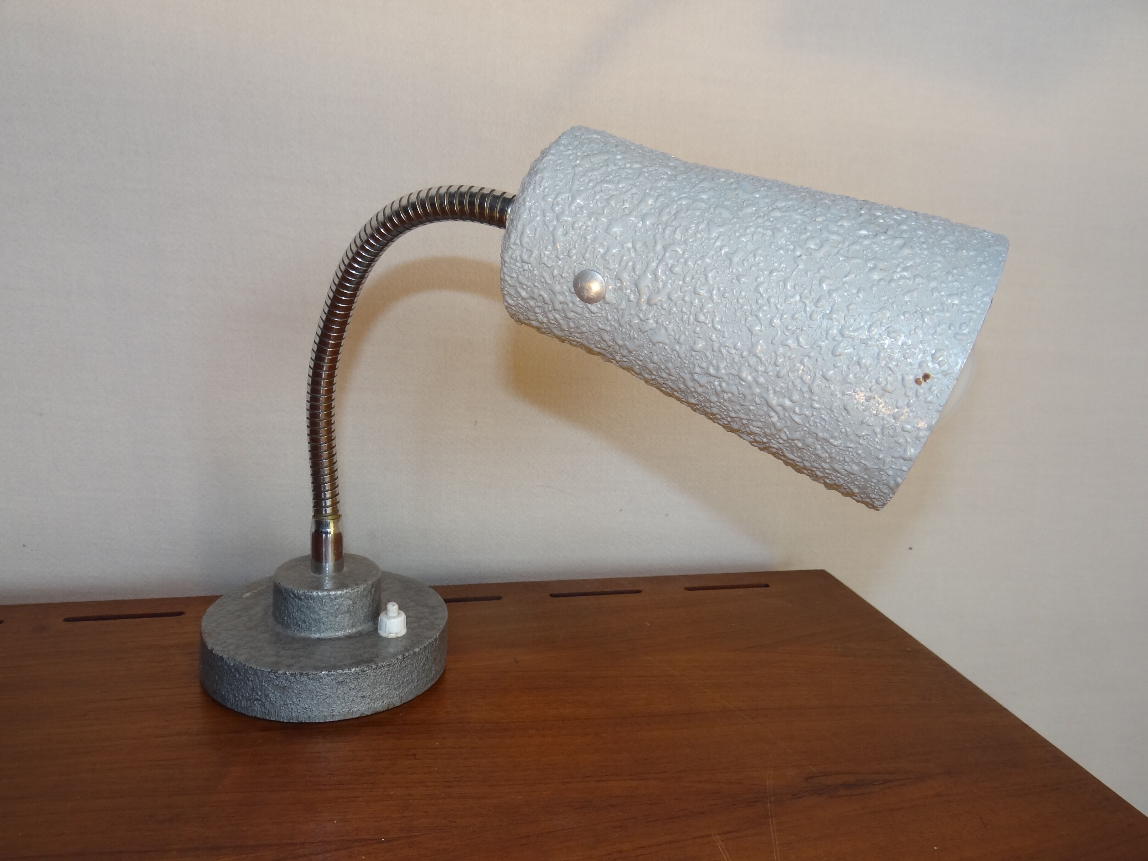 desk lamp, 1960 grey, granite paint