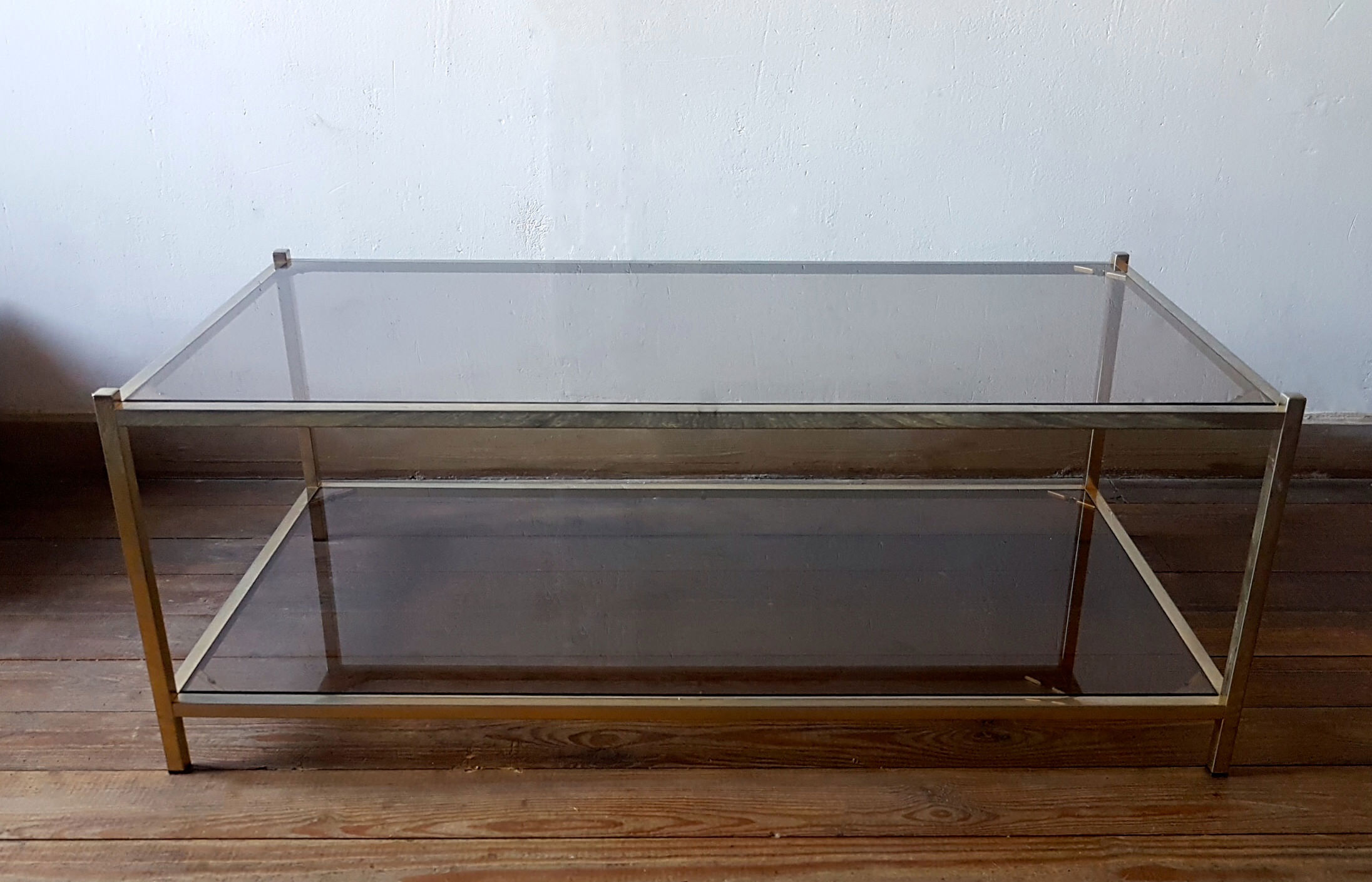 Table basse dorée