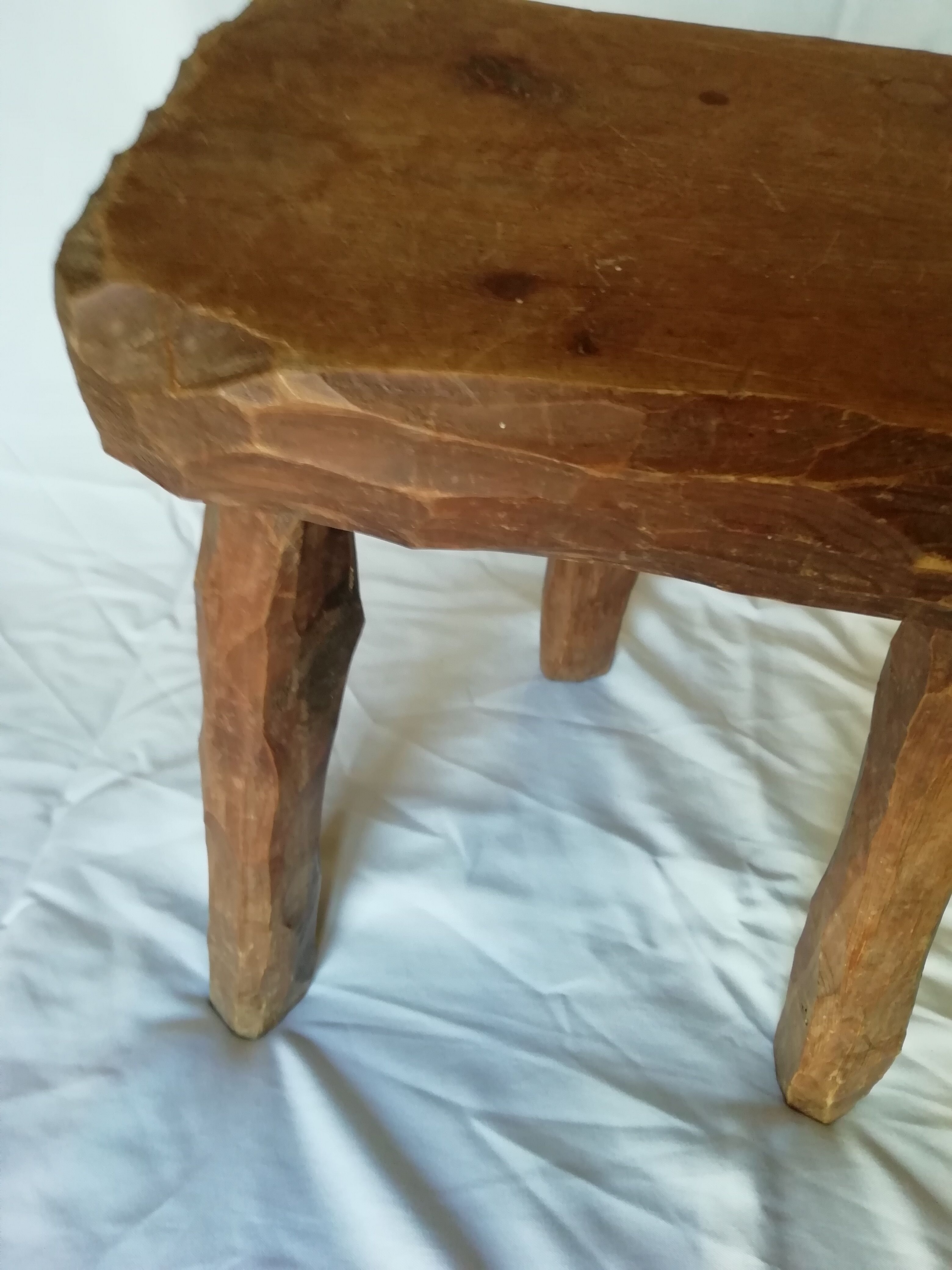 Tabouret de ferme en bois massif