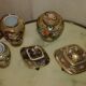 Lot de cinq miniatures en céramique japonaise
