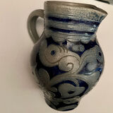 Alsatian pitcher in sandstone
