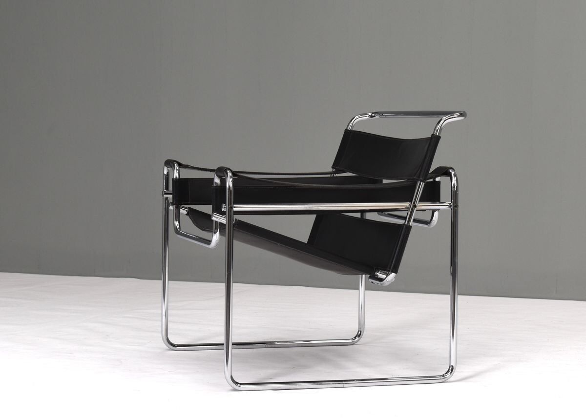 Wassily chair by Marcel Breuer in black leather 1970