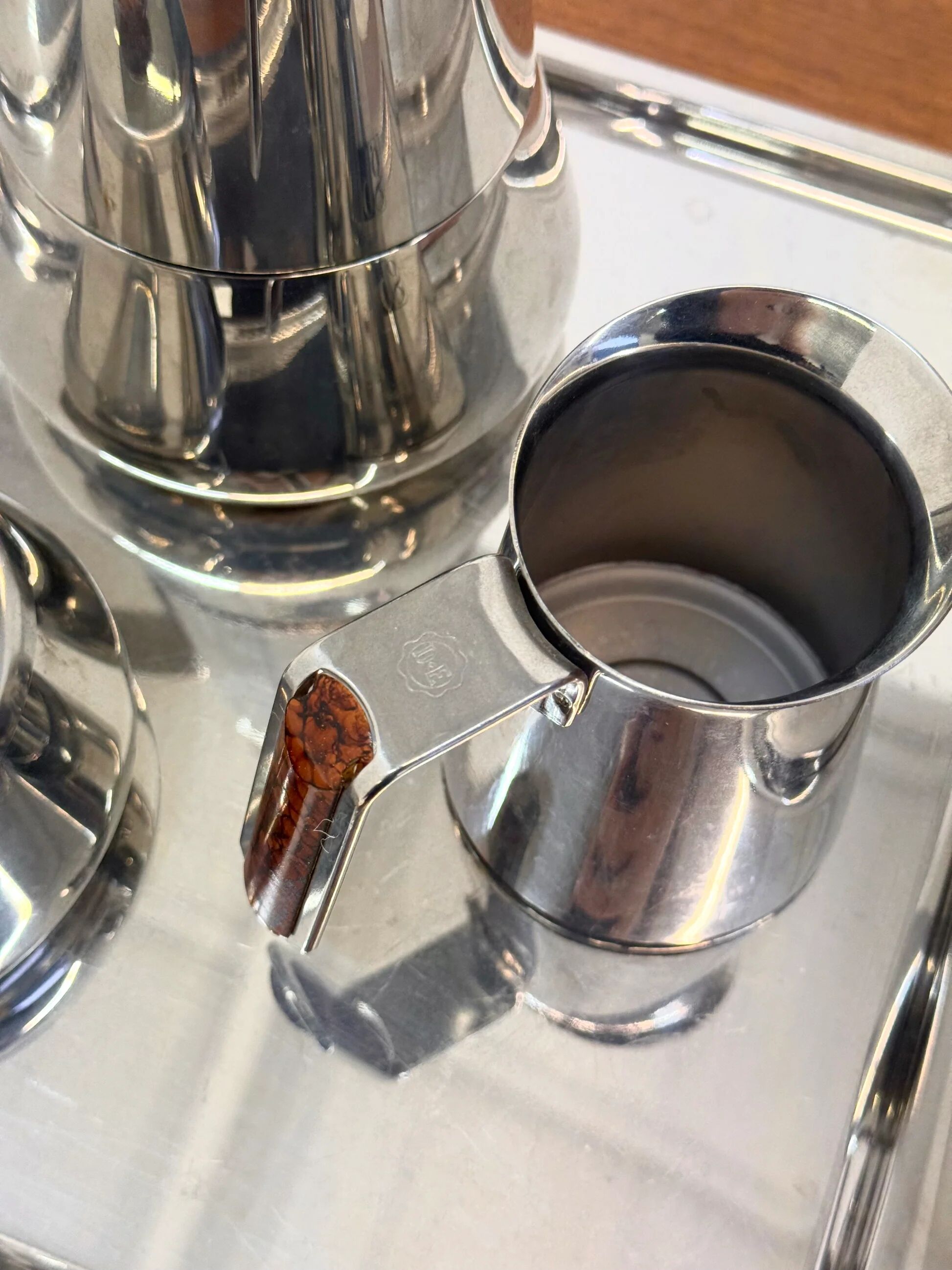 Douwe Egbert coffee set by Guido Bergna