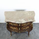 Louis XV period chest of drawers in rosewood marquetry