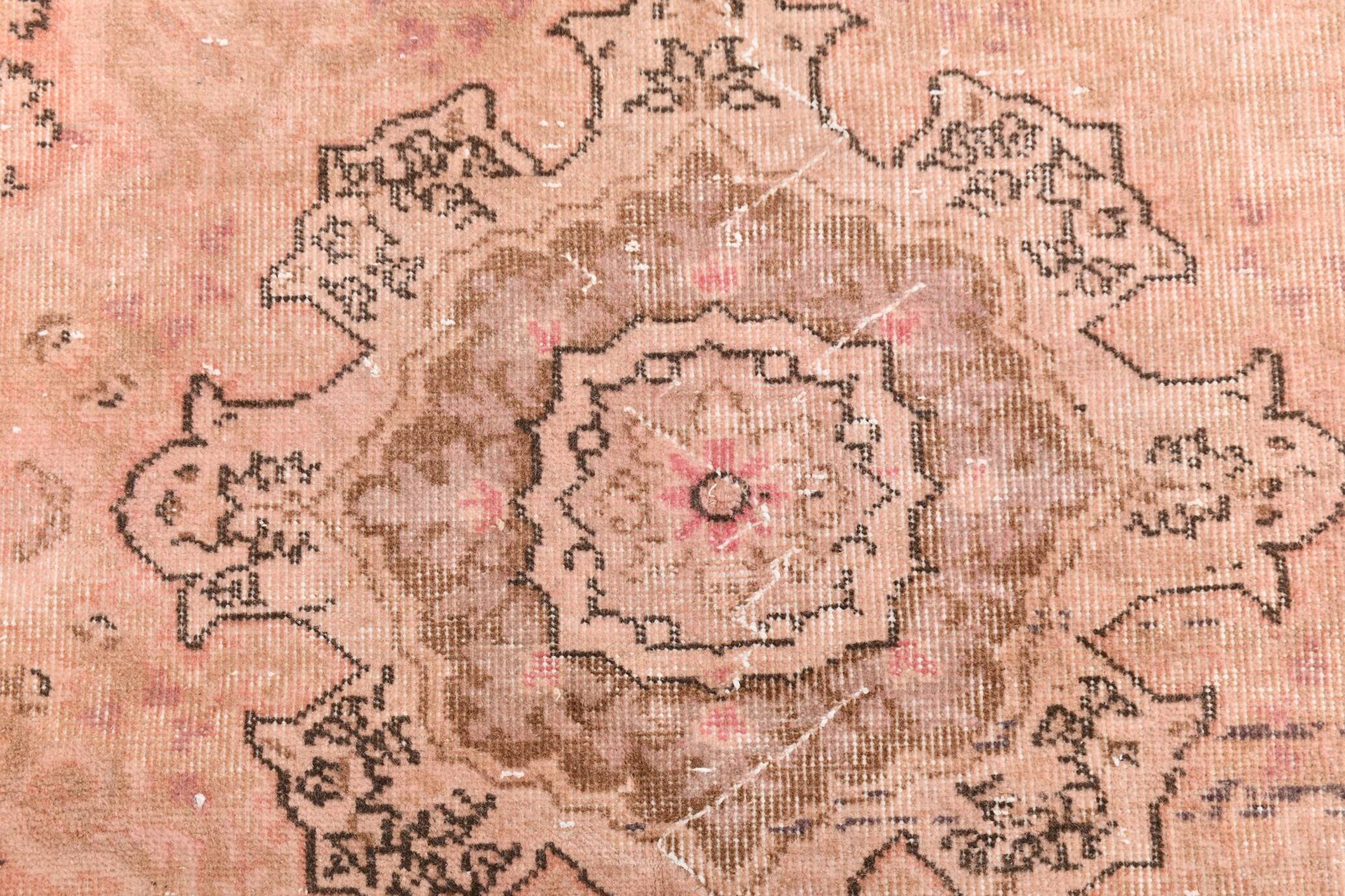 7x10 Dusty Pink Vintage Persian Rug, 199x303 Cm