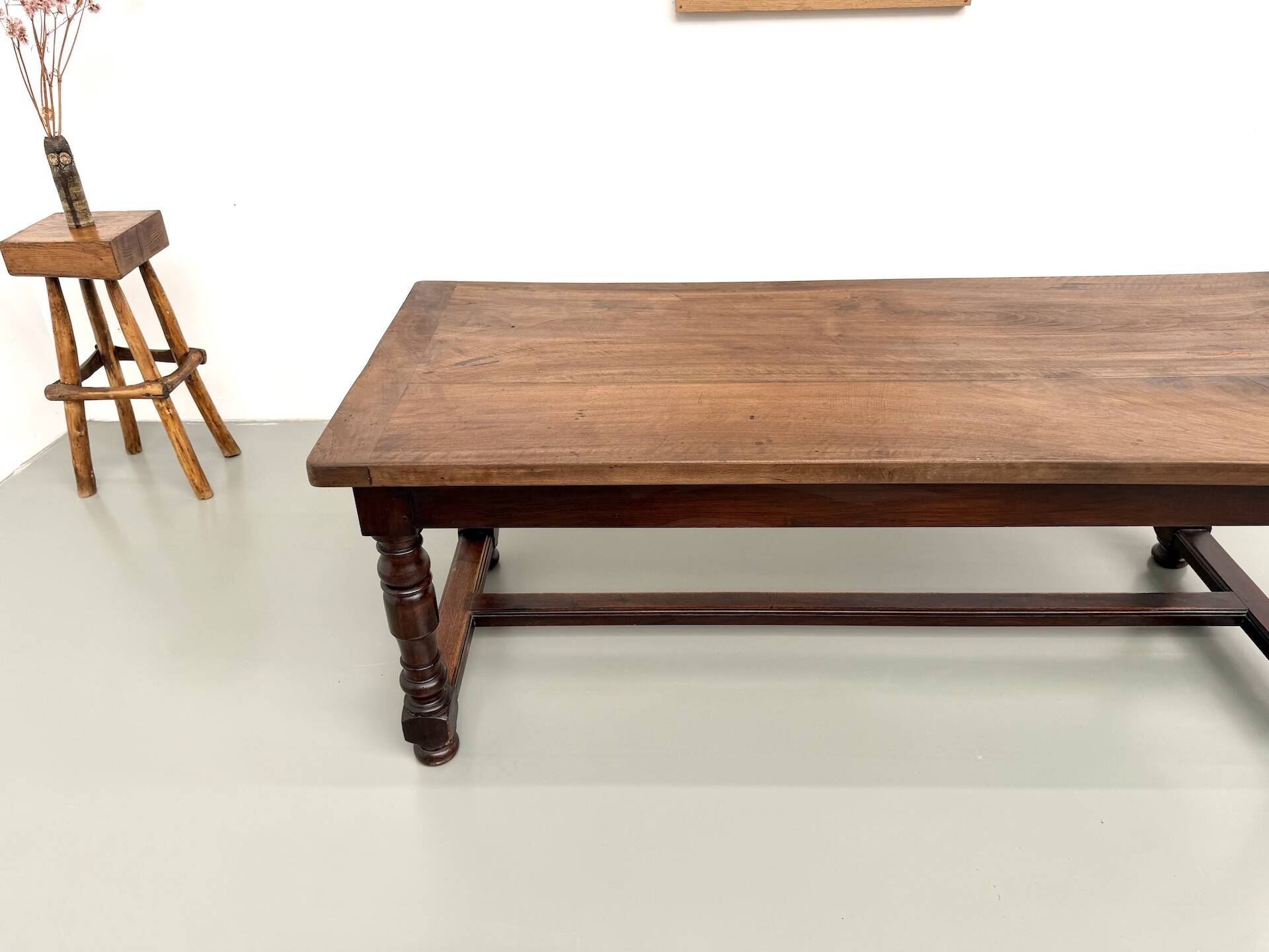 Farm table in solid walnut, turned legs, 1950s.