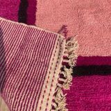 Handmade Moroccan Boujaad rug in pink, 150/250cm.