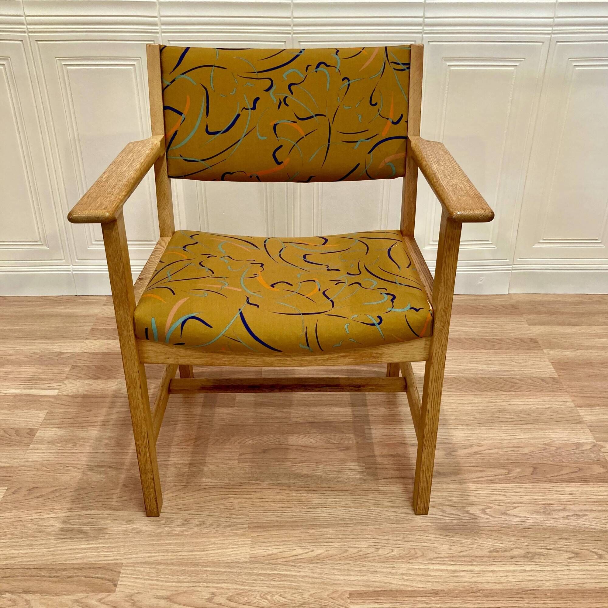 Set of 6 armchairs stamped Hans Wegner "Scandinavian design" 1960.
