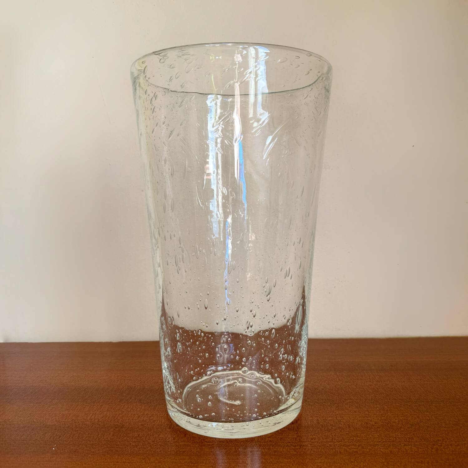 Grand vase cristal bullé années 70