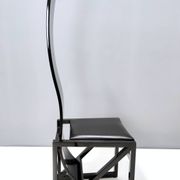 This chair from the EDO series was designed by the Japanese architect Kisho Kurokawa in the 1980s an