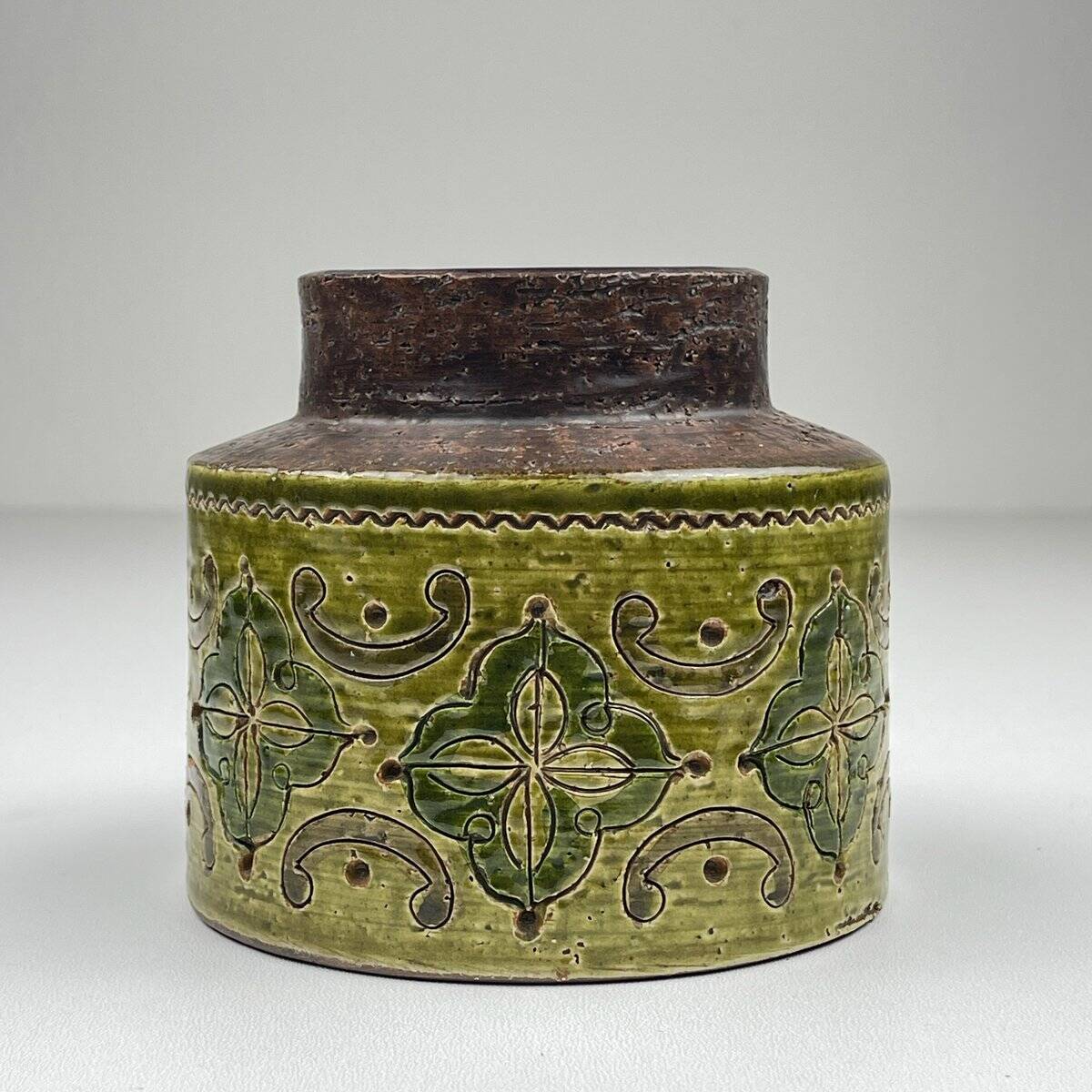 Small vintage ceramic vase by Aldo Londi for Bitossi, Italy, 1970s.