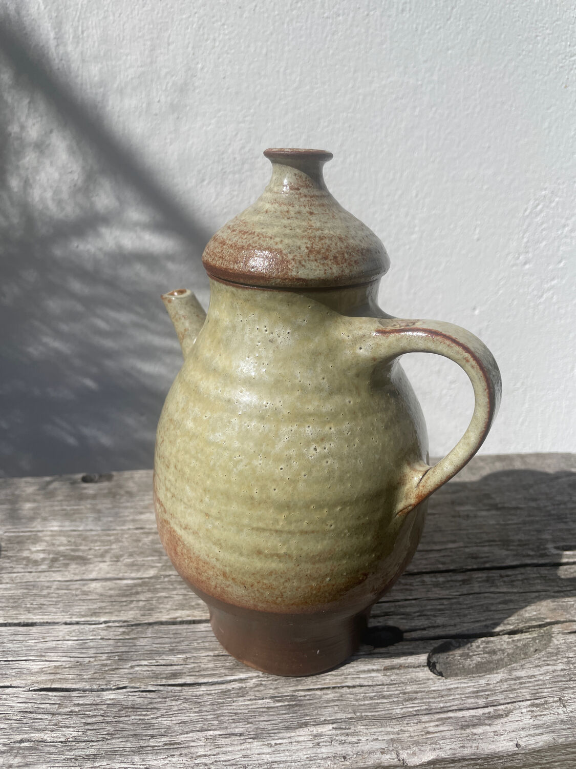 Ceramic teapot by Volkoff