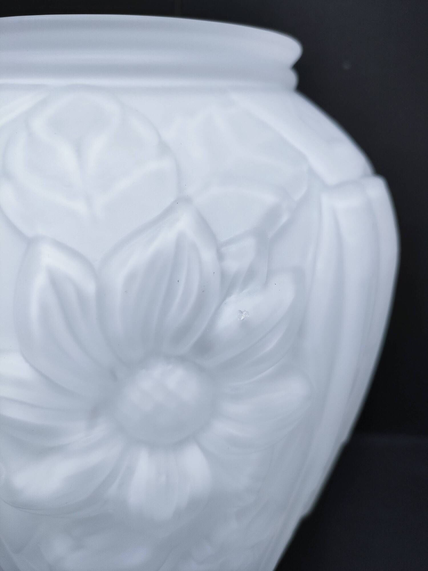 Large art deco glass vase with French floral decor H. 29.5 cm