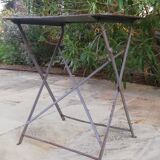 Table pliante de jardin