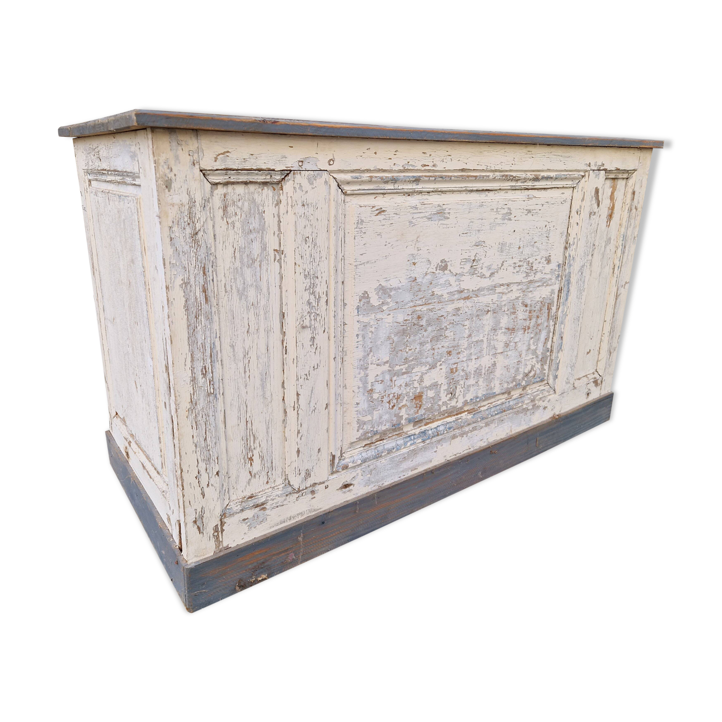 Store counter 1940