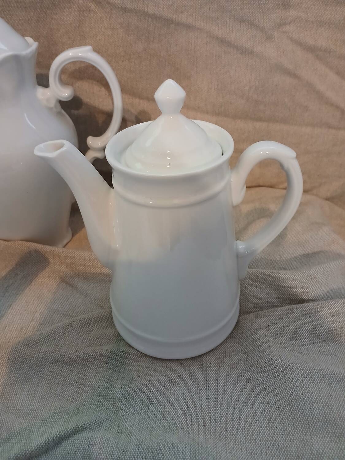 Set of 3 antique teapots/coffee pots