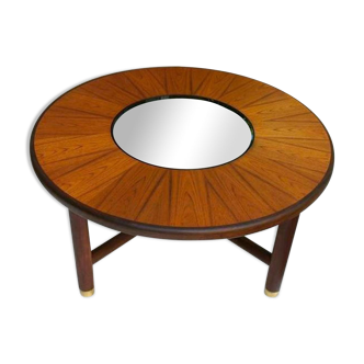 Round scandinavian coffee table