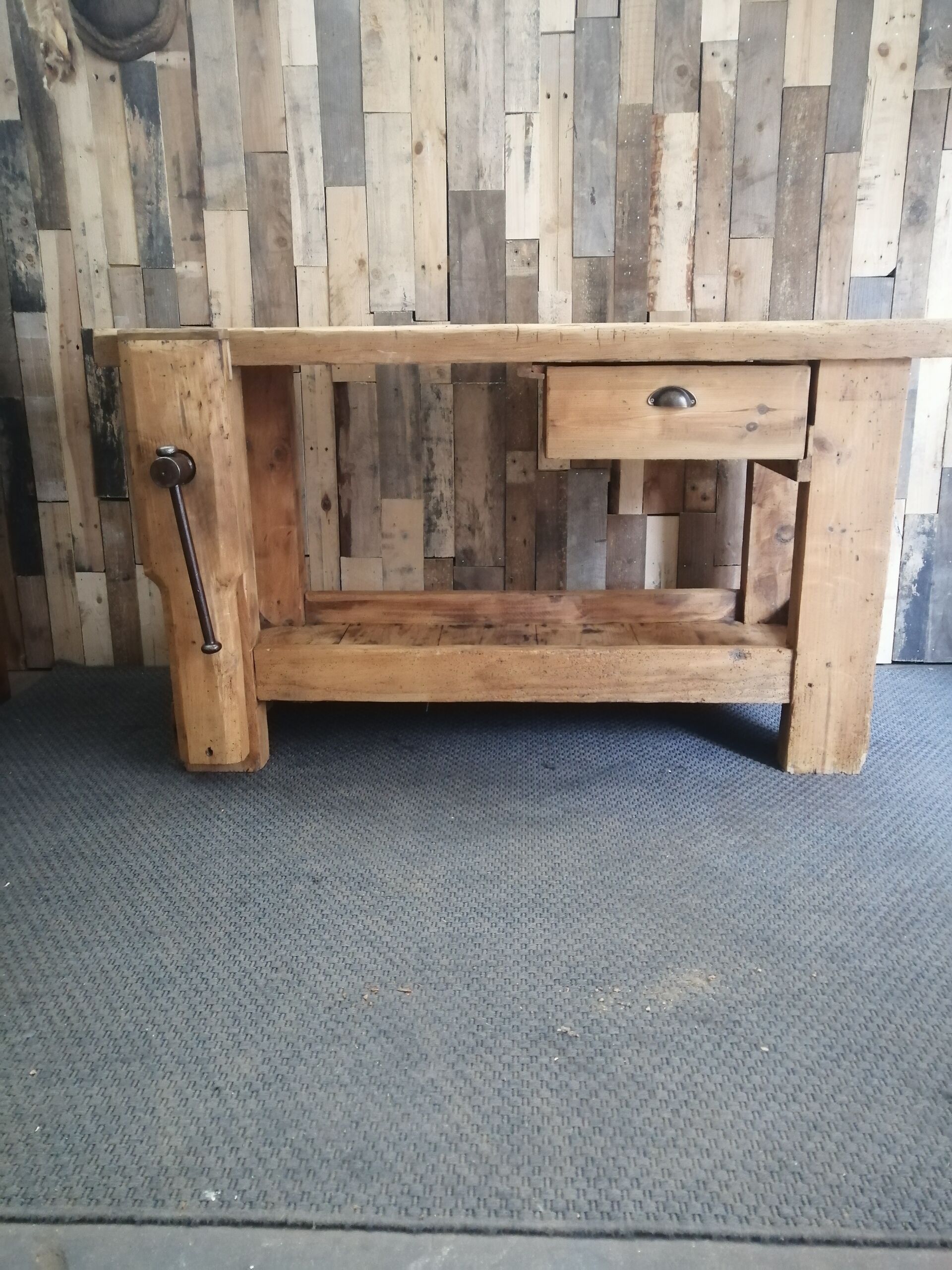 Carpenter's workbench