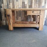 Carpenter's workbench