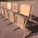 Série de 5 strapontins fauteuils de cinéma bois 1950