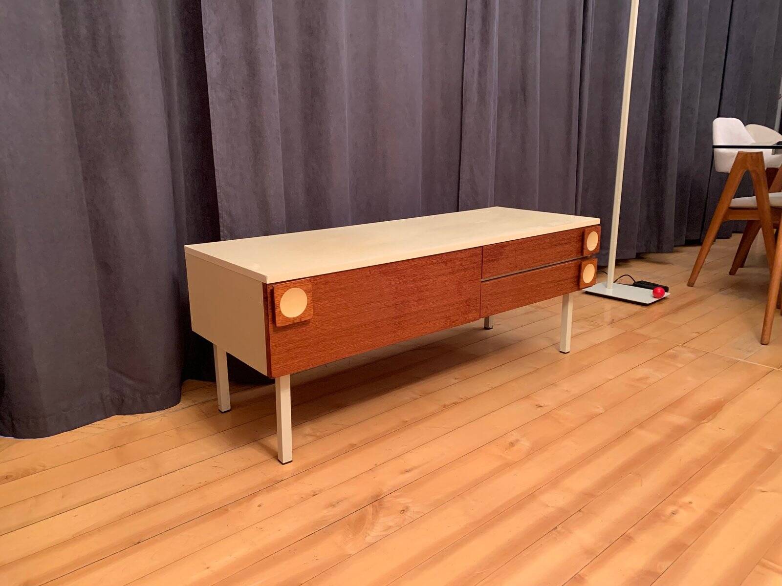 Commode vintage, années 1970