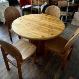 Large Scandinavian pine table - 6 chairs