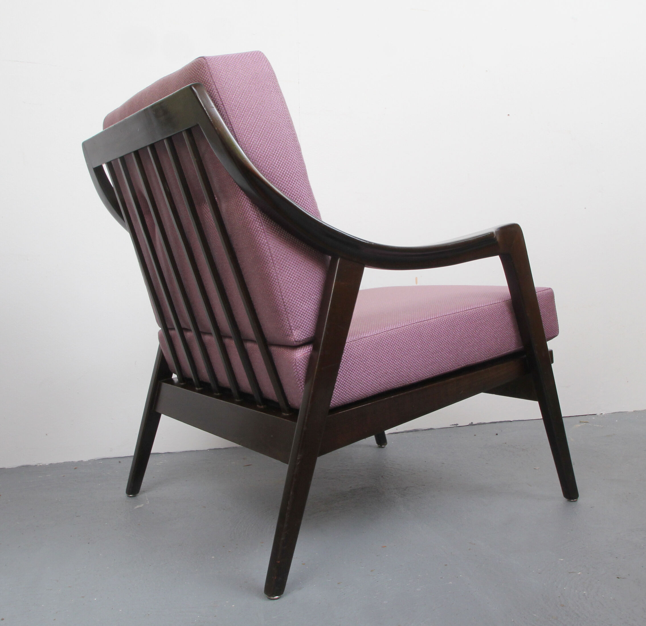 1960s armchair in violet