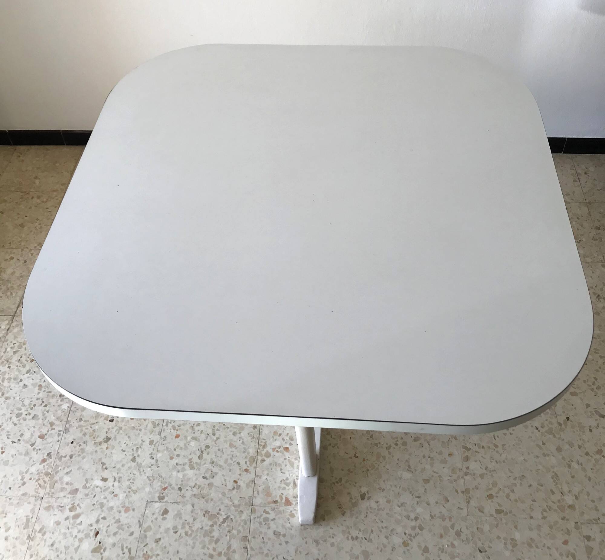 Vintage Thonet table and chairs from the 60s