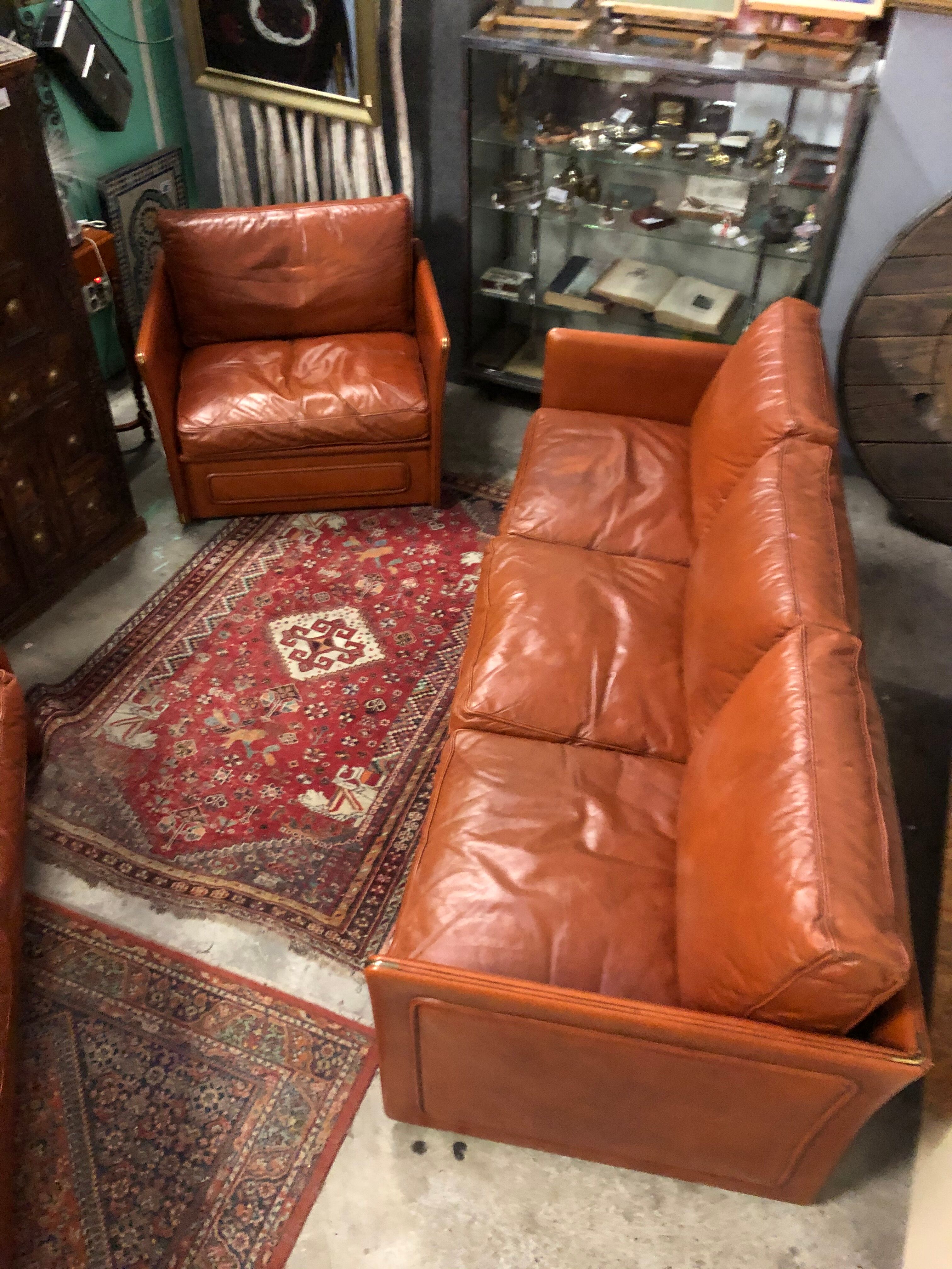 3-piece classic English leather lounge