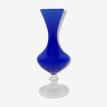 Soliflore in white interior blue glass 17cm