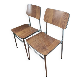 Deux chaises vintage en formica