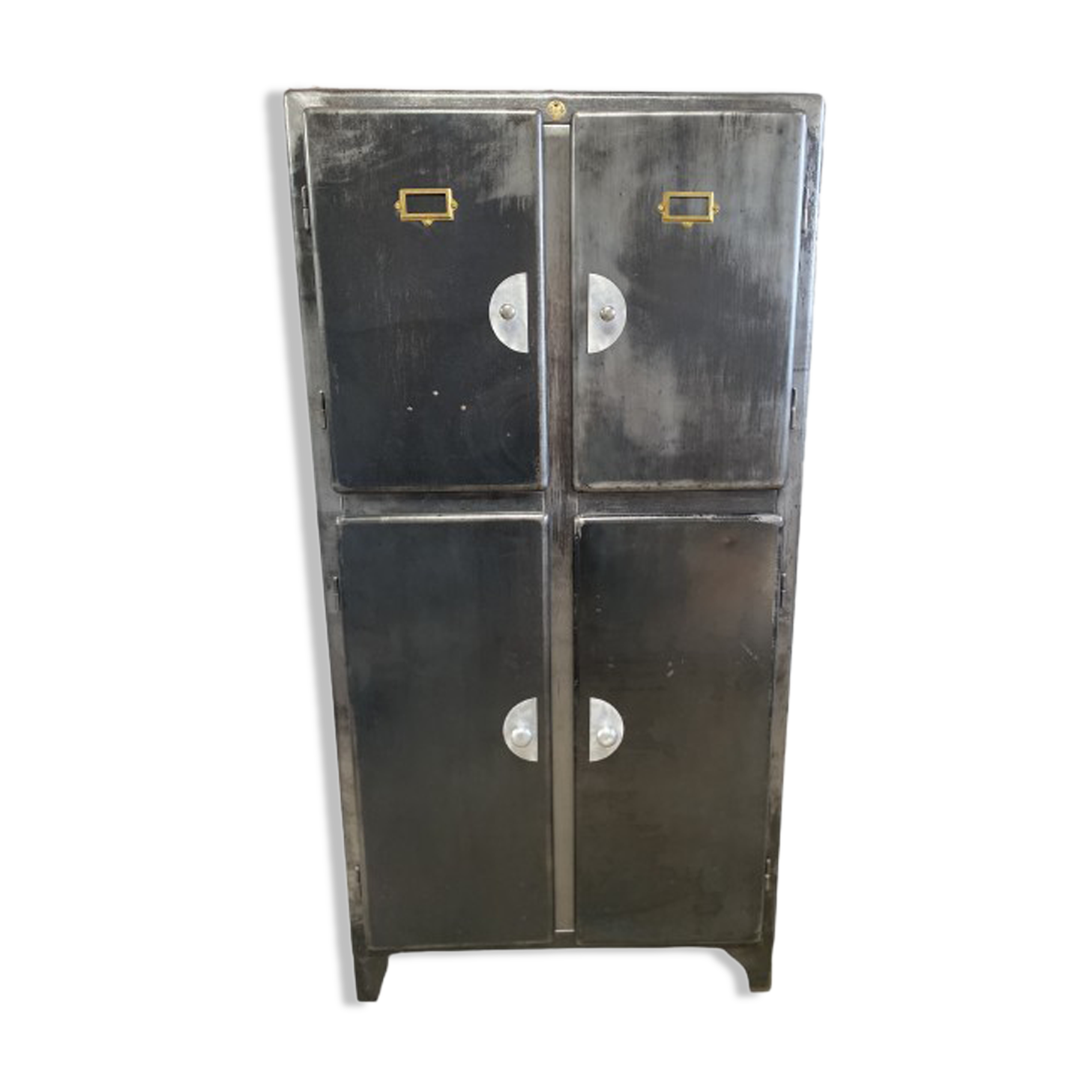 Sheet metal kitchen buffet