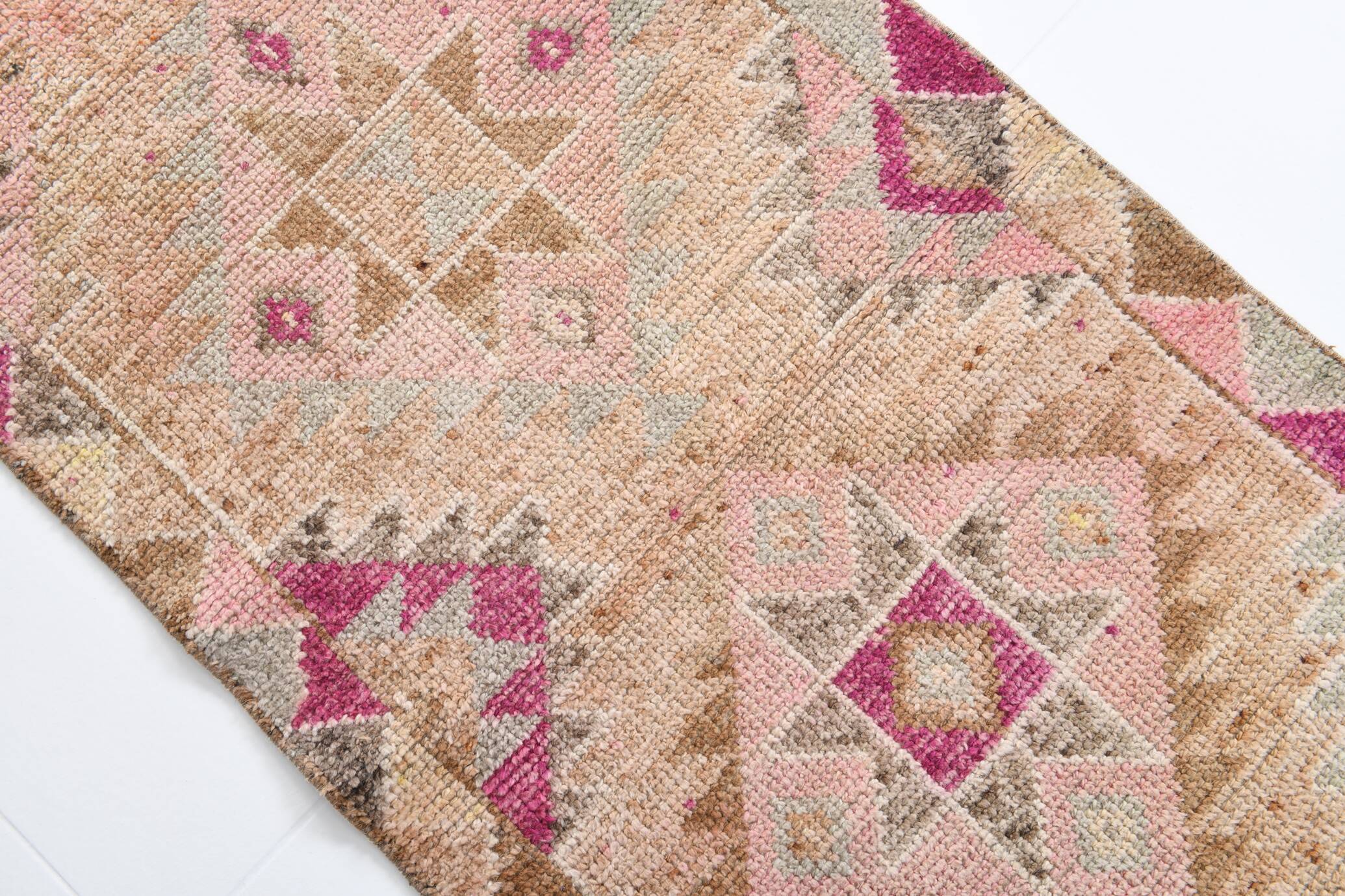 3x12 Pink & Cream Turkish Runner Rug, 80x364Cm