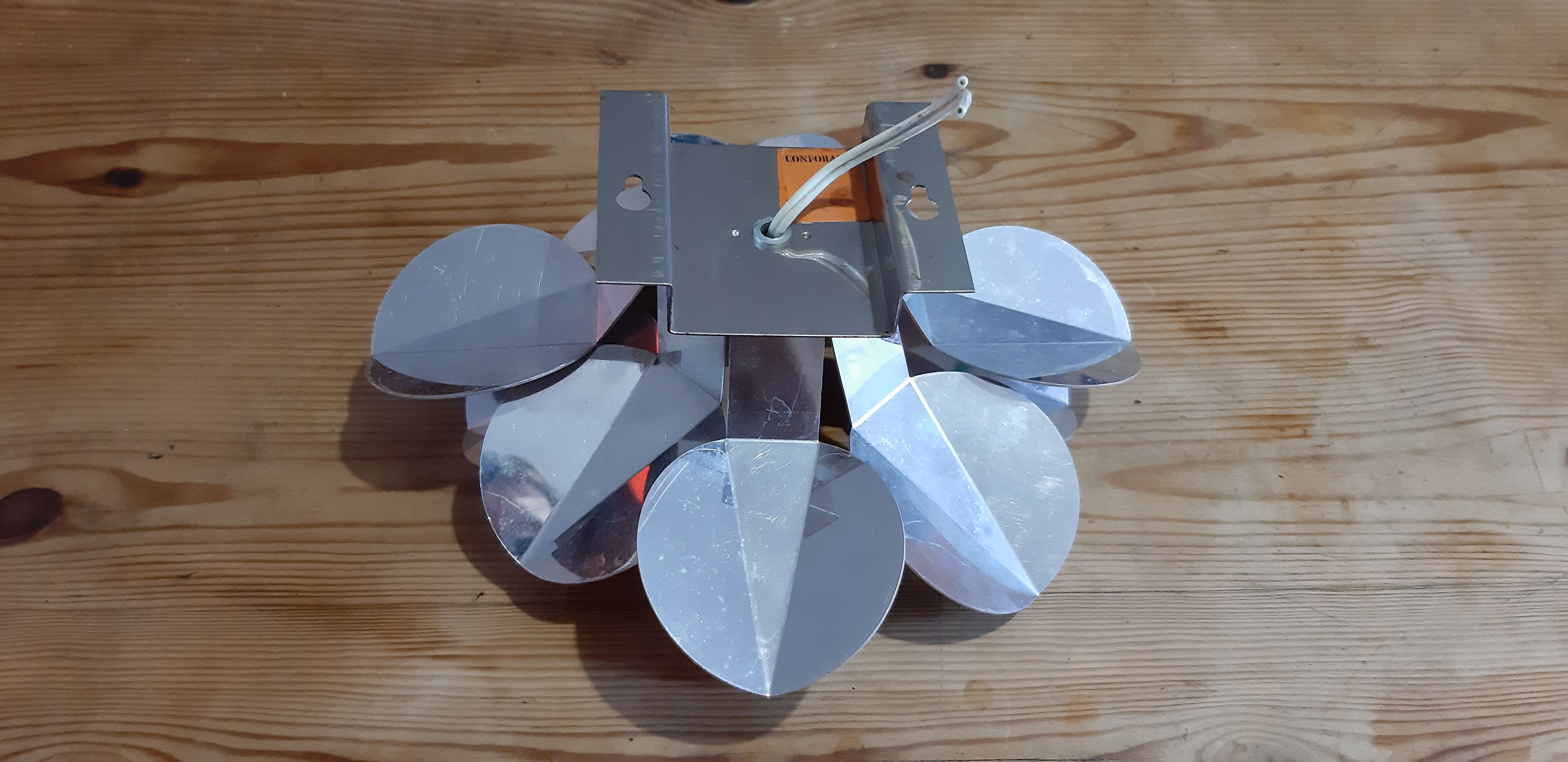 Vintage metal and chrome wall lamp " flower "