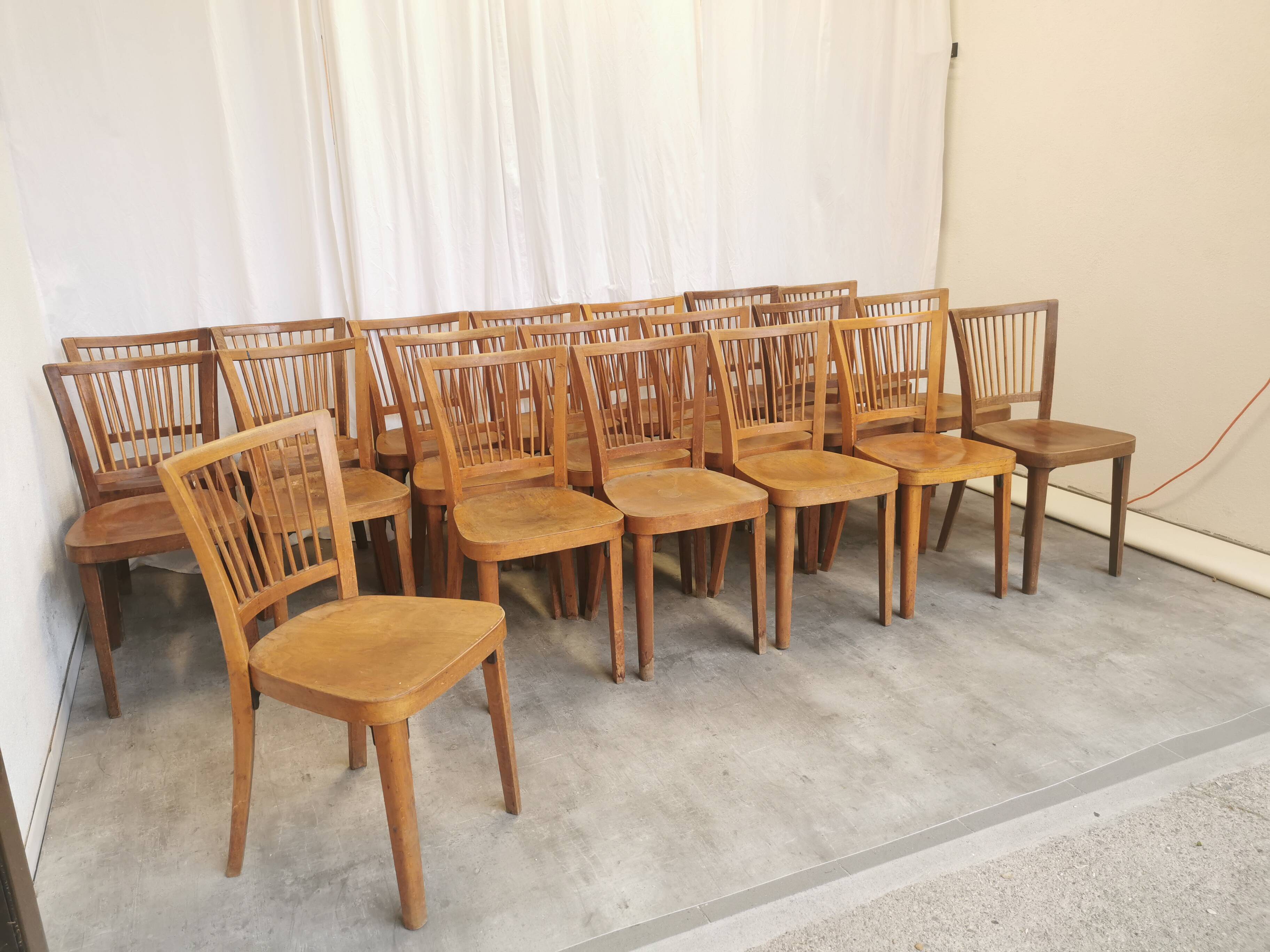 Vintage STOL Kamnik Wooden Dining Chair: 1960s Yugoslavia Bistro Style