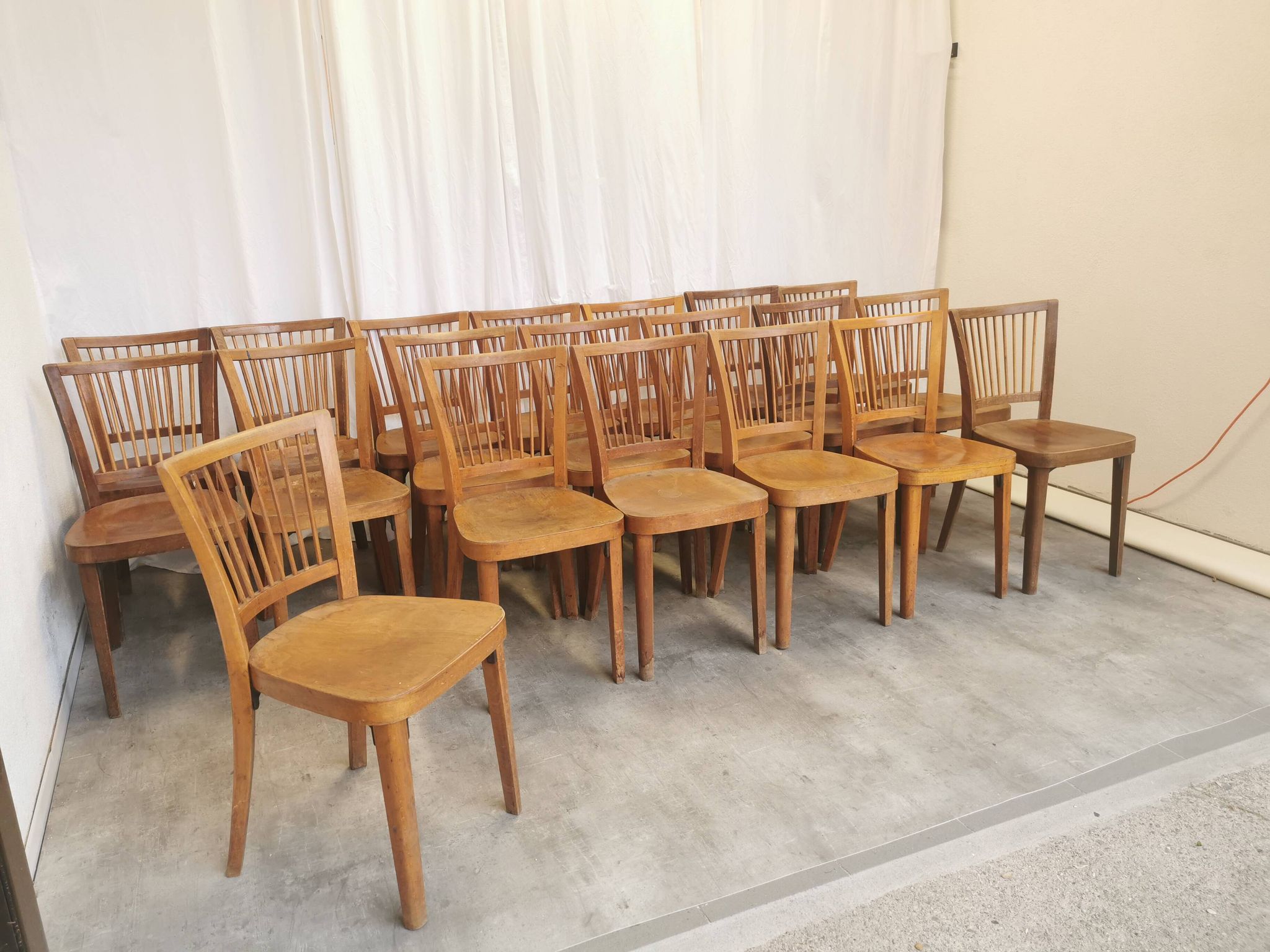 Vintage STOL Kamnik Wooden Dining Chair: 1960s Yugoslavia Bistro Style