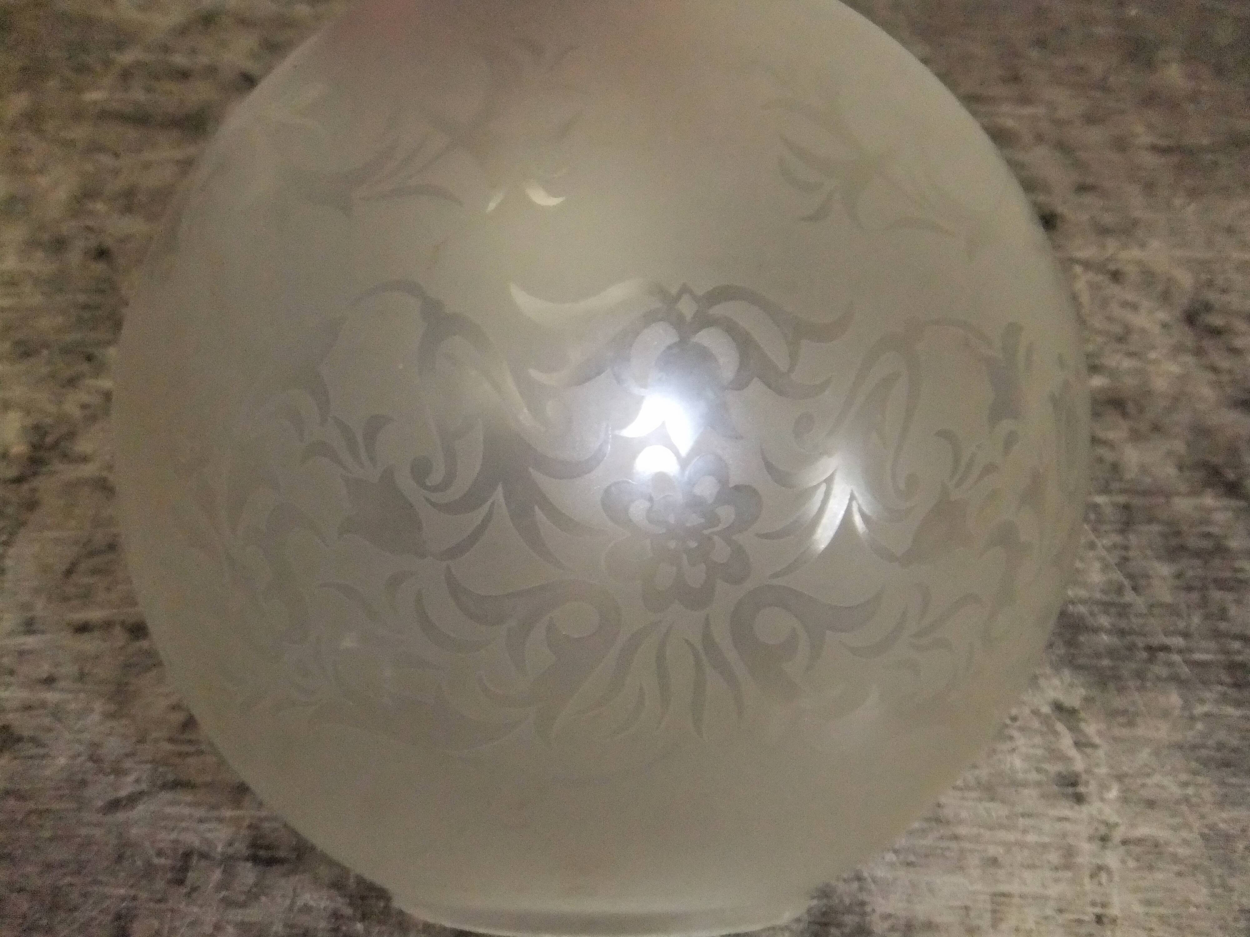 Engraved glass globe tulip oil lamp