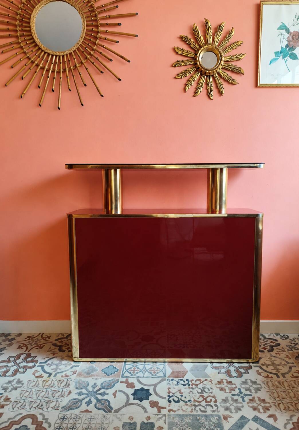 Vintage bar