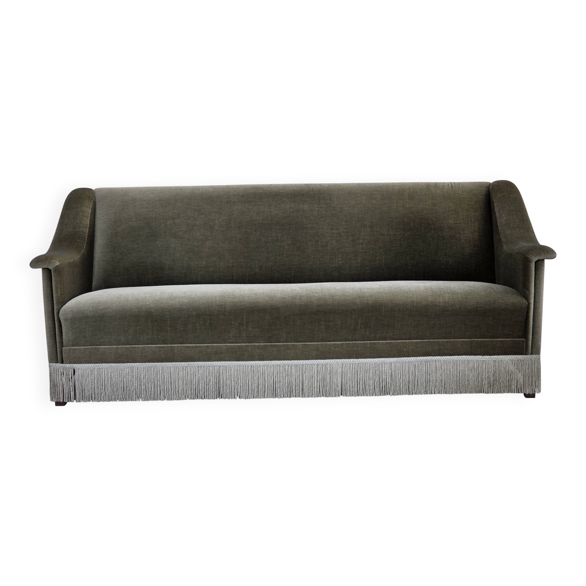 Canapé 3 places danois des années 1970, velours vert, bois de hêtre.