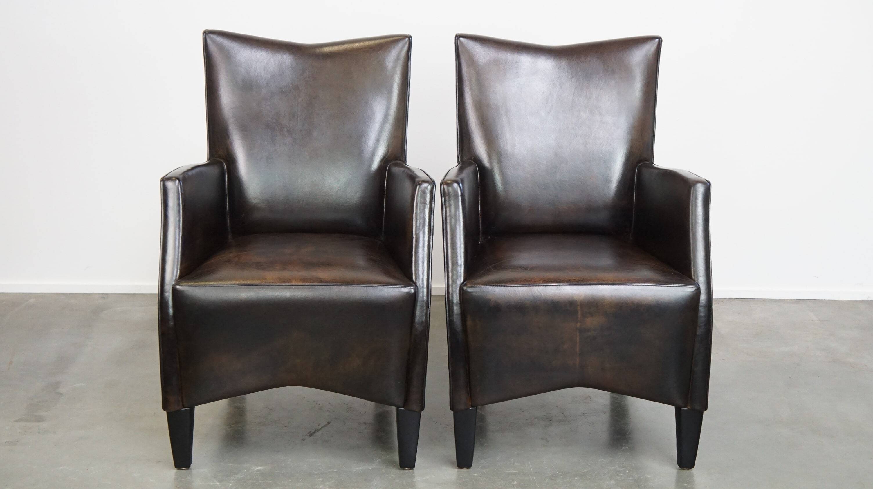 Lot de 4 chaises de salle à manger au design en cuir de mouton